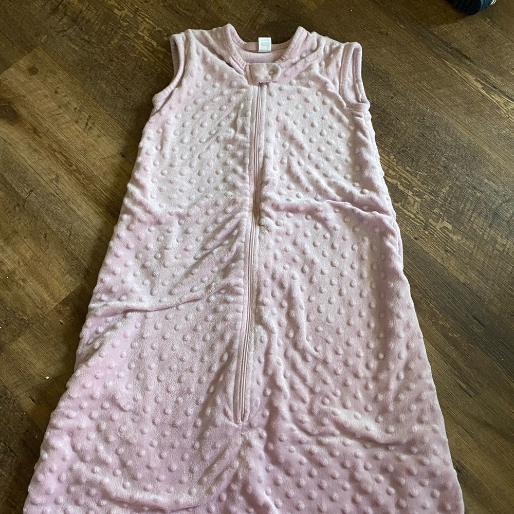 Pink Sleep Sacks with Textured Pattern